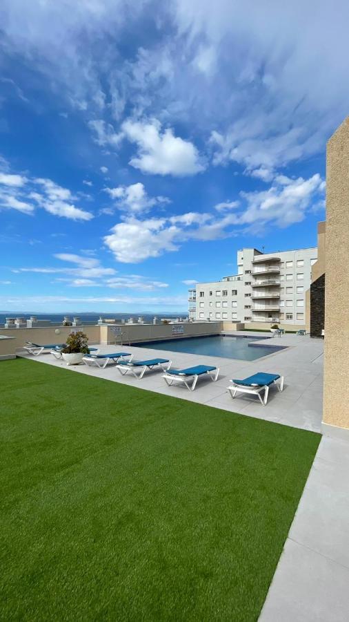 Luminoso Apartamento Frente Al Mar Con Piscina Roses Extérieur photo